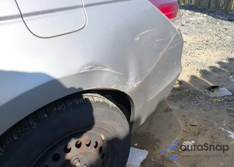 2010 Honda Accord 2.4 Lx из США, поврежденный, VIN 1HGCP2F33AA147545